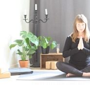 Yogakurs i Tävelsås